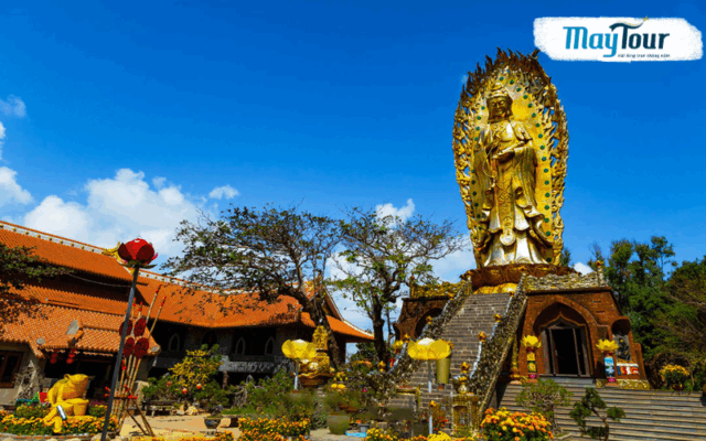 Tham quan Tịnh Xá Ngọc Hòa và Chùa Ông Núi, địa danh tâm linh nổi tiếng trong tour đi Phú Yên.