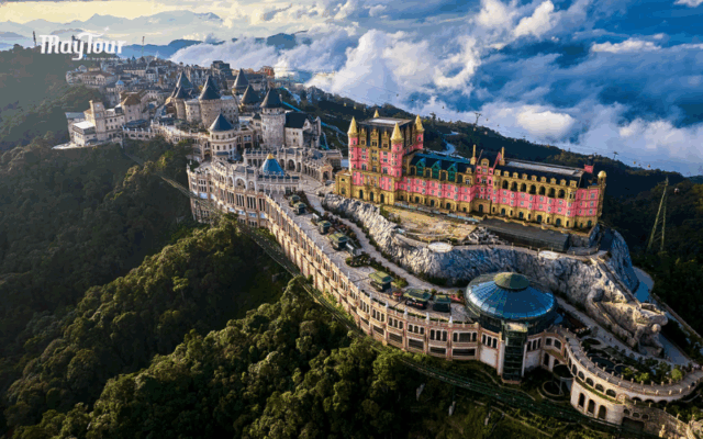 Hành trình Tour Hà Nội - Ninh Bình - Sapa 5 ngày 4 đêm, khám phá miền Bắc với cảnh sắc hùng vĩ và văn hóa đặc sắc.