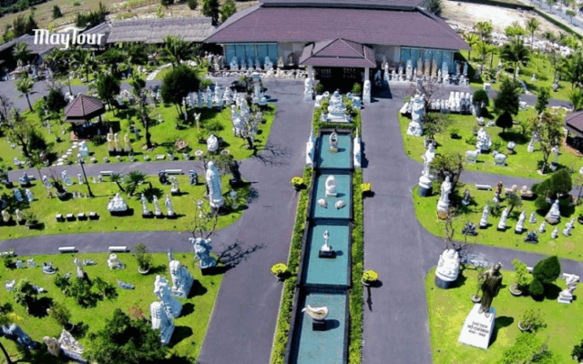 Hành trình Tour Hà Nội - Ninh Bình - Sapa 5 ngày 4 đêm, khám phá miền Bắc với cảnh sắc hùng vĩ và văn hóa đặc sắc.