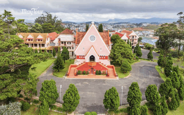 Tour Đà Lạt 3 ngày 3 đêm – trải nghiệm săn mây, vườn hồng treo gió, Langbiang, Thiền viện Trúc Lâm cùng MayTour.