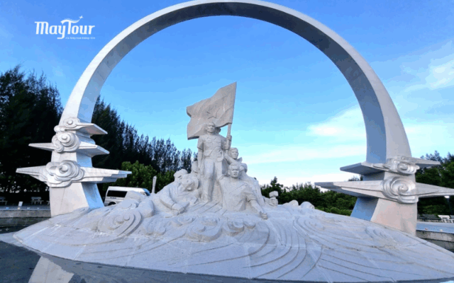Hình ảnh Tour Bình Hưng Cam Ranh 3 ngày 2 đêm trọn gói từ TP.HCM – khám phá biển xanh, cát trắng, check-in Cam Ranh 2025 cùng MayTour.