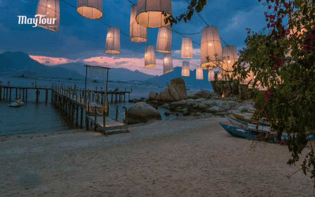Hình ảnh Tour Bình Hưng Cam Ranh 3 ngày 2 đêm trọn gói từ TP.HCM – khám phá biển xanh, cát trắng, check-in Cam Ranh 2025 cùng MayTour.