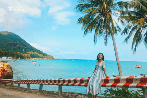 Tàu cao tốc rẽ sóng từ Rạch Giá ra Nam Du – tour Nam Du 3 ngày 3 đêm trọn gói