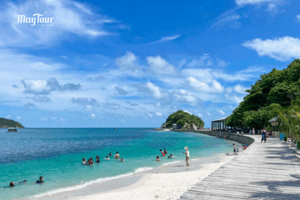 Hòn Hai Bờ Đập nước trong, bãi cát trắng hoang sơ – tour Nam Du 3 ngày 3 đêm trọn gói