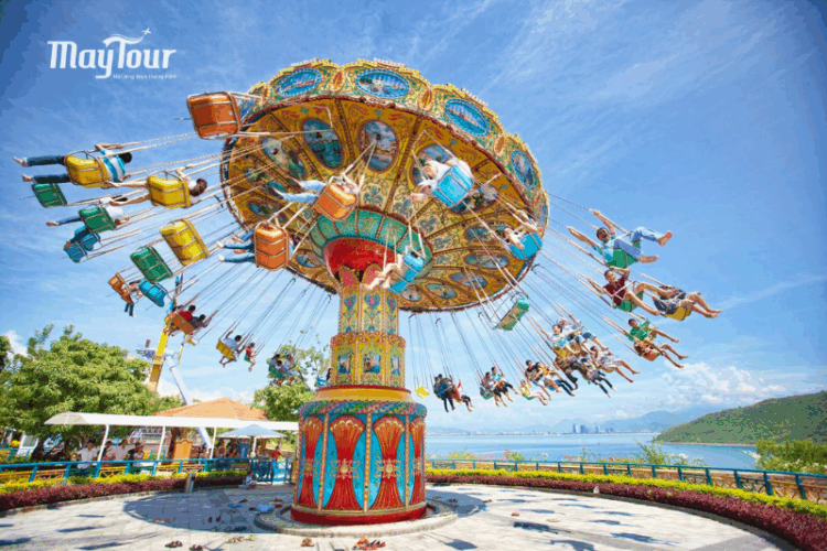 Đu quay dây văng Vinpearl Nha Trang, trò chơi giải trí nhẹ nhàng với view biển đẹp