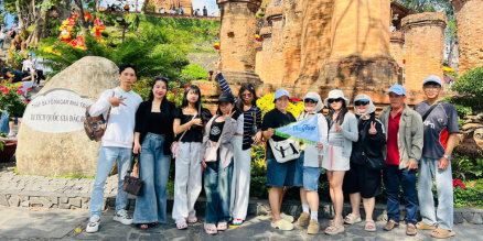 hình khách lẻ của Du lịch MayTour - tham gia tour Nha Trang