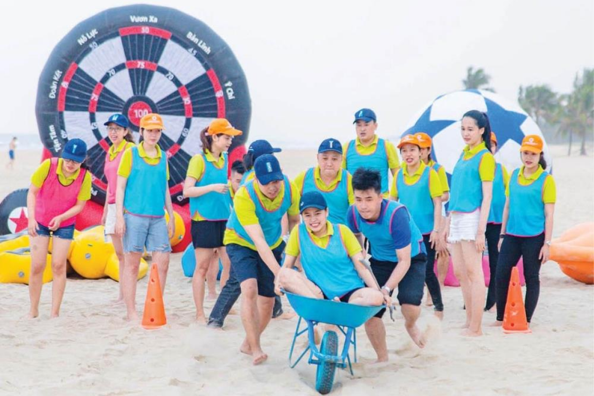 Tổ chức team building là gì?