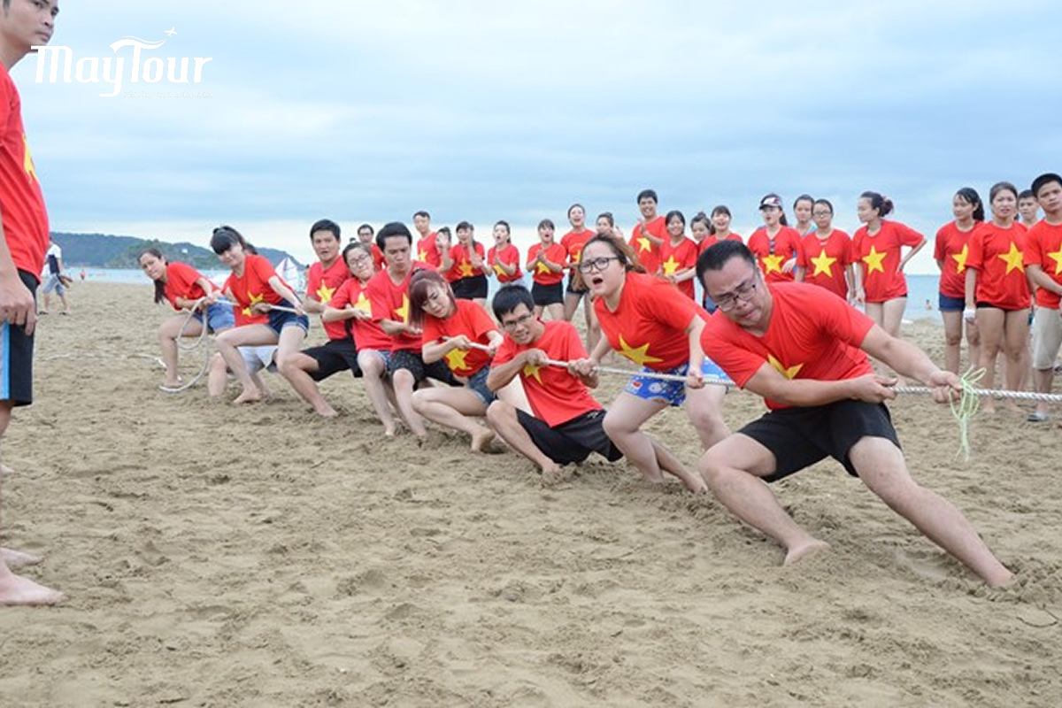 Top 10 các trò chơi team building bãi biển hot nhất hè 2026
