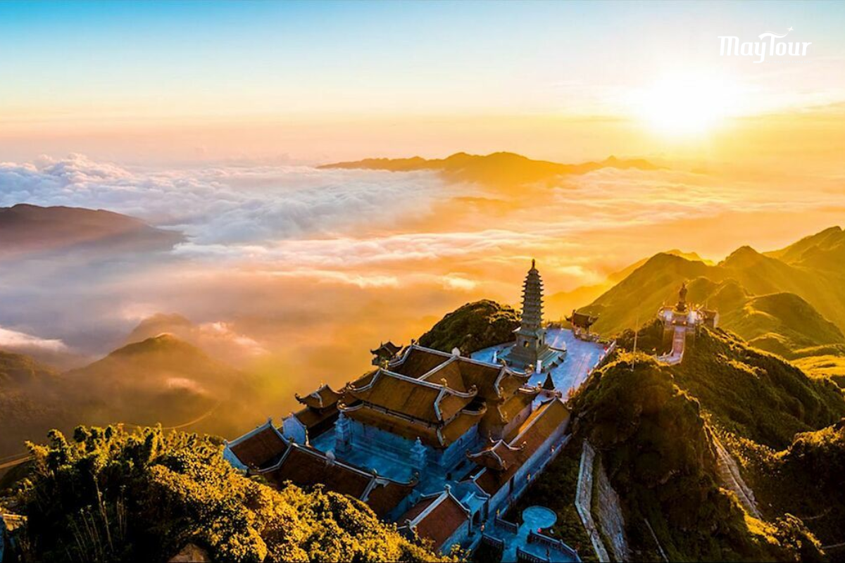 Đỉnh Fansipan nóc nhà đông dương